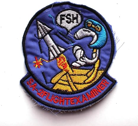 Amazon Co Jp Koguma ミリタリーワッペン ビンテージワッペン 青色系 Bl 66 Fsh ロケット スヌーピー カスタム 刺繍 素材 材料 ハンドメイド ワッペン Ma 1 ホビー 通販