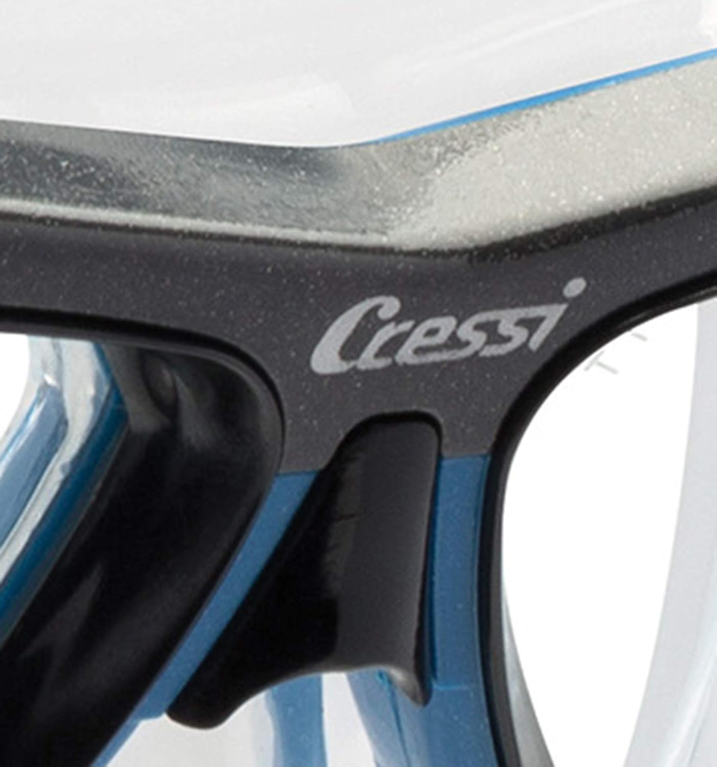 First Dive Mask with Inclined Lenses for Scuba Diving - optical lenses available | FOCUS made by Cressi: quality since 1946