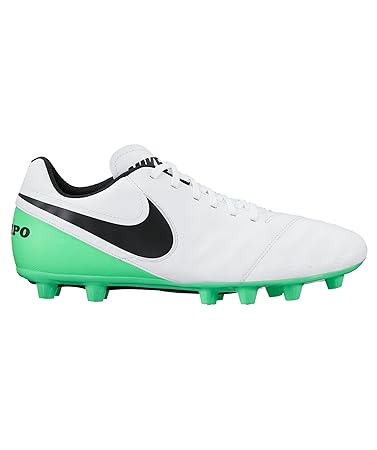 nike performance tiempo