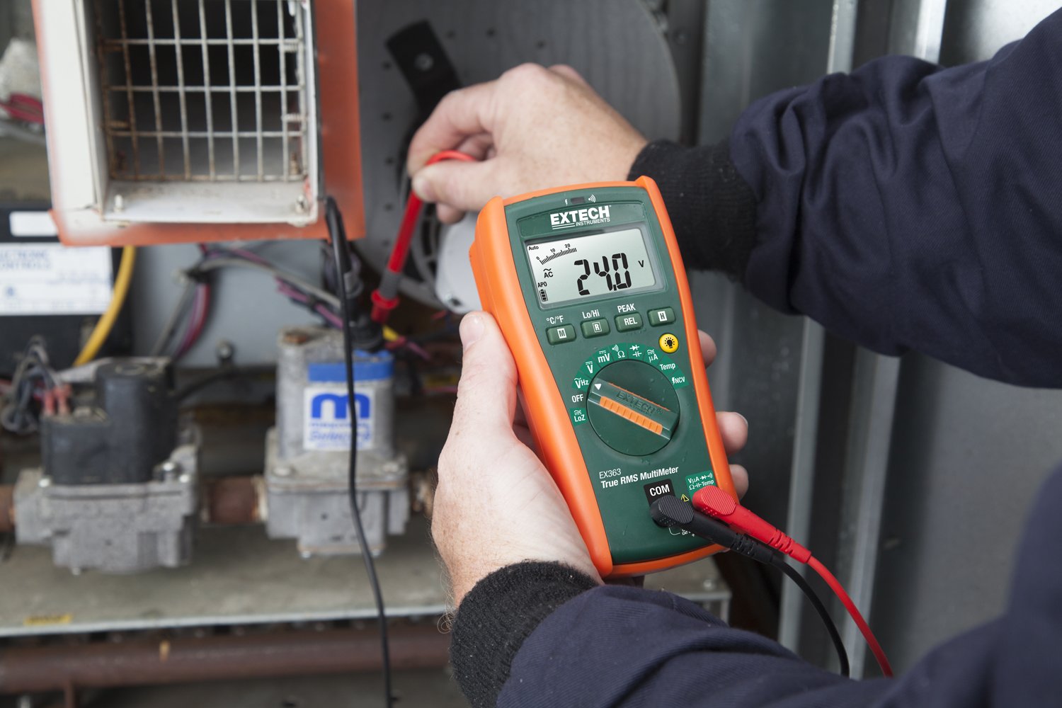 Extech EX363 Compact HVAC True RMS Multi-Meter with Built in NCV – BigaMart