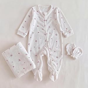 Baby Girl Outfit Set Newborn 3 Piece Infant Clothing Set Zipper Onesie Foot Romper Swaddle Blanket Mittens Layette