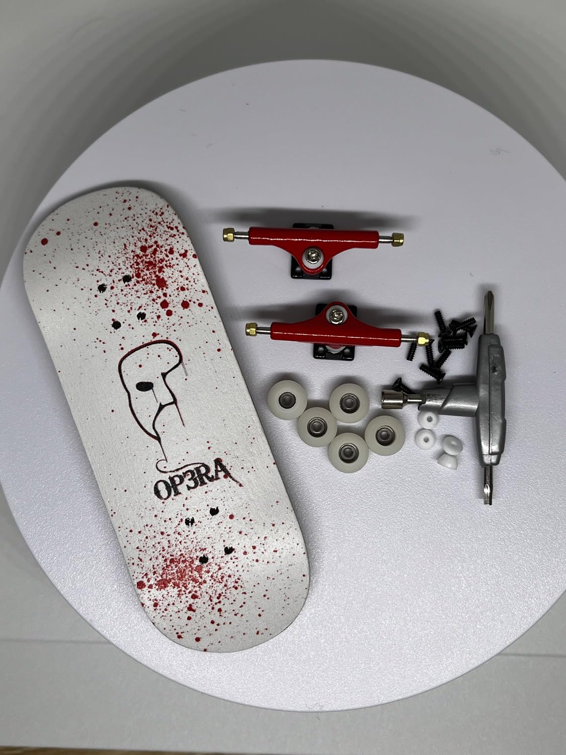 Pro Fingerboard Complete 34 * 96mm Maples Wood Deck-UV Printing Graphic-Updated 65d Urethane Bearing Wheels,-Replace Bushings-Op3ra Bloody Mess Edition