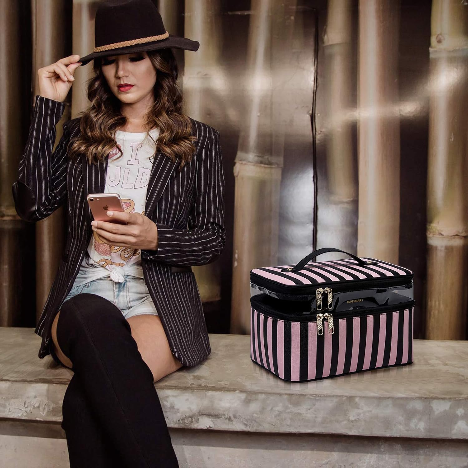 Travel Makeup Bag, BAGSMART Extra Large Cosmetic Bags Double Layer with Adjustable Dividers, Leather Makeup Bags Water-resistant Leather with Portable Clear Travel Makeup Cases, for Makeup, Cosmetics Tools, Brushes