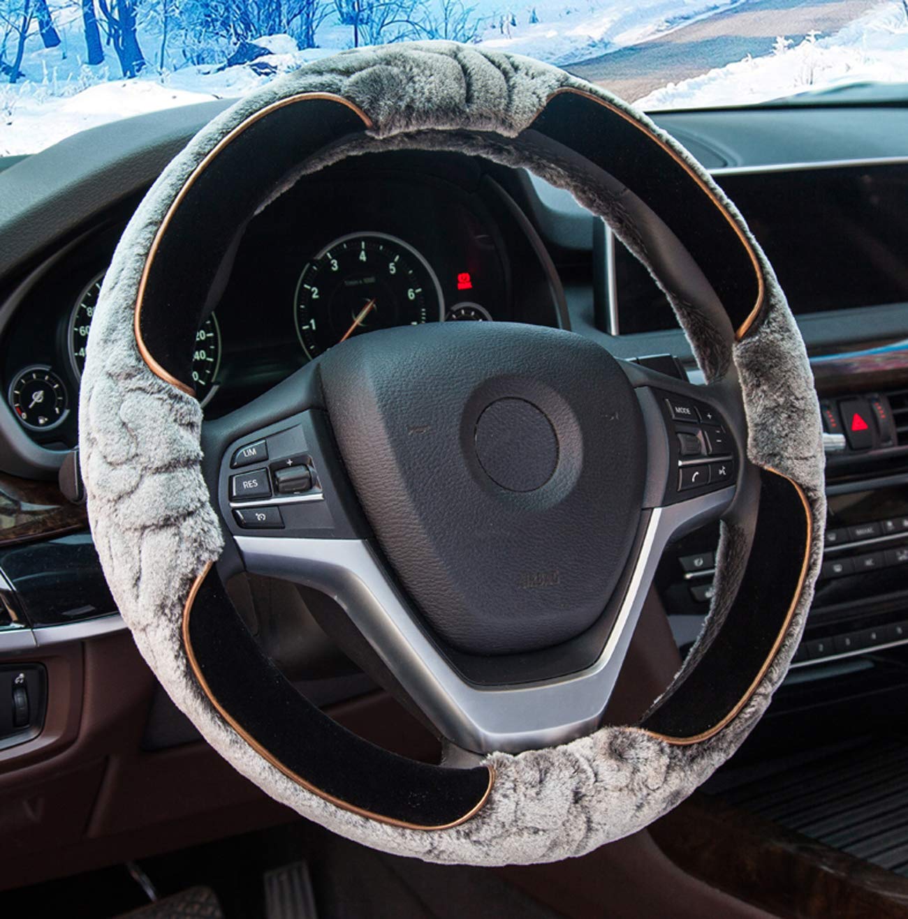 Best-Shops Warm Soft Plush Wool Steering Wheel Cover Furry Fluffy Car Accessory