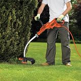 BLACK+DECKER Electric Strimmer 700W 240V Corded 33cm GL7033-GB view 2