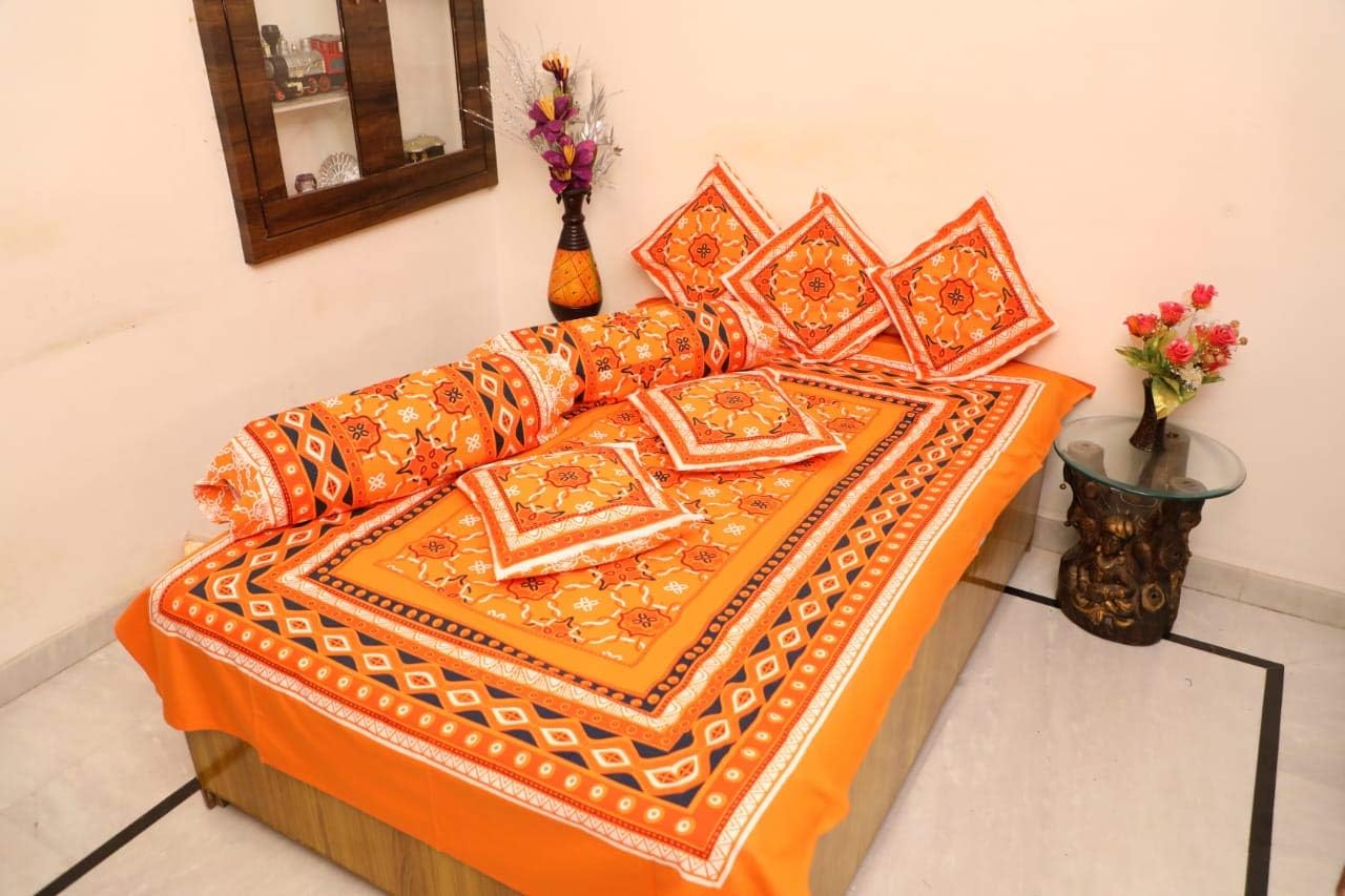 Diwan Set of 8 Pieces Unique Patterns Floral Print (1 Diwan, 5 Cushion