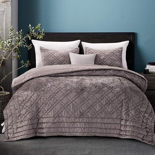 Amazon Com Stylechic Hand Quilted Cotton Velvet Quilt And Pillow