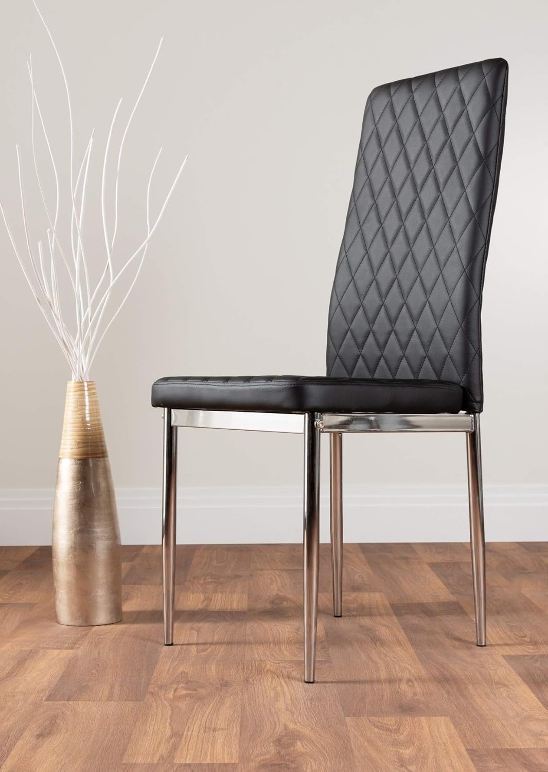 Furniturebox UK Milan 4/6 Modern Stylish Chrome Hatched Diamond Faux