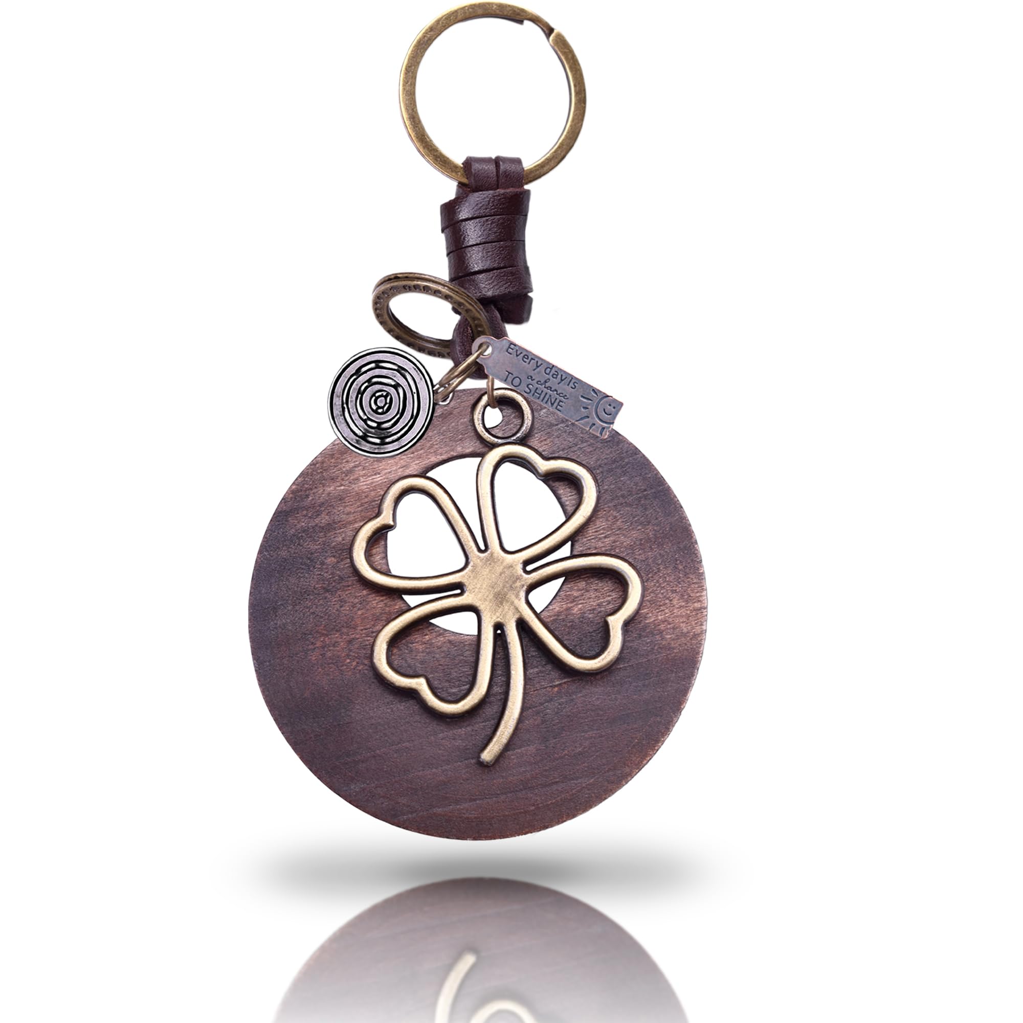 AuPra 4-Leaf Clover Keyring Gift for Women & Men | Handmade Leather Good Luck Key Ring | Vintage Shamrock Charm for Home, Car & Door Keys | Lucky Keychain ST Patrick Present for Her & Him