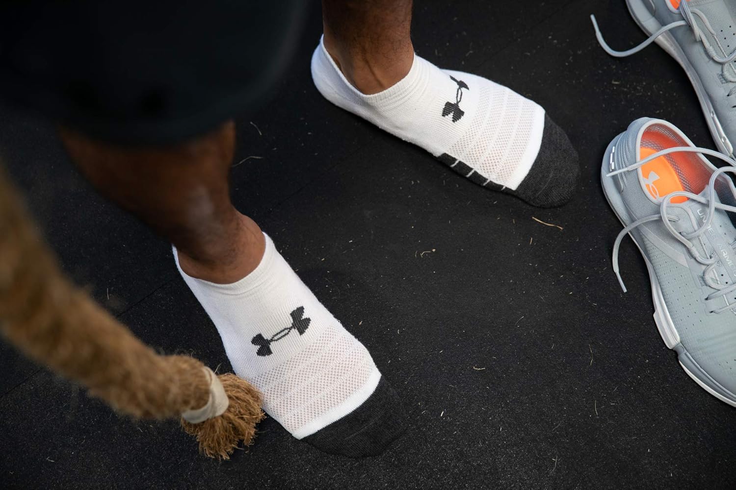 ua performance tech socks