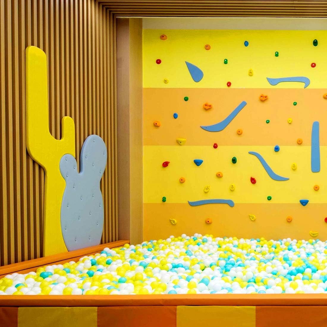 TOPNEW 32 Rock Climbing Holds Multi Size for Kids, Adult Rock Wall Holds Climbing Rock Wall Grips for Indoor and Outdoor Playground Play Set - Includes 2 Inch Mounting Hardware: Toys & Games