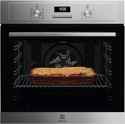 Forno de convecção elétrico electrolux eoh3h54x, multifuncional, churrasqueira integrada, série 300, 7 funções, cozimento multinível, limpeza aquaclean, capacidade de 72 l, aço inoxidável anti-impressões digitais, classe a +