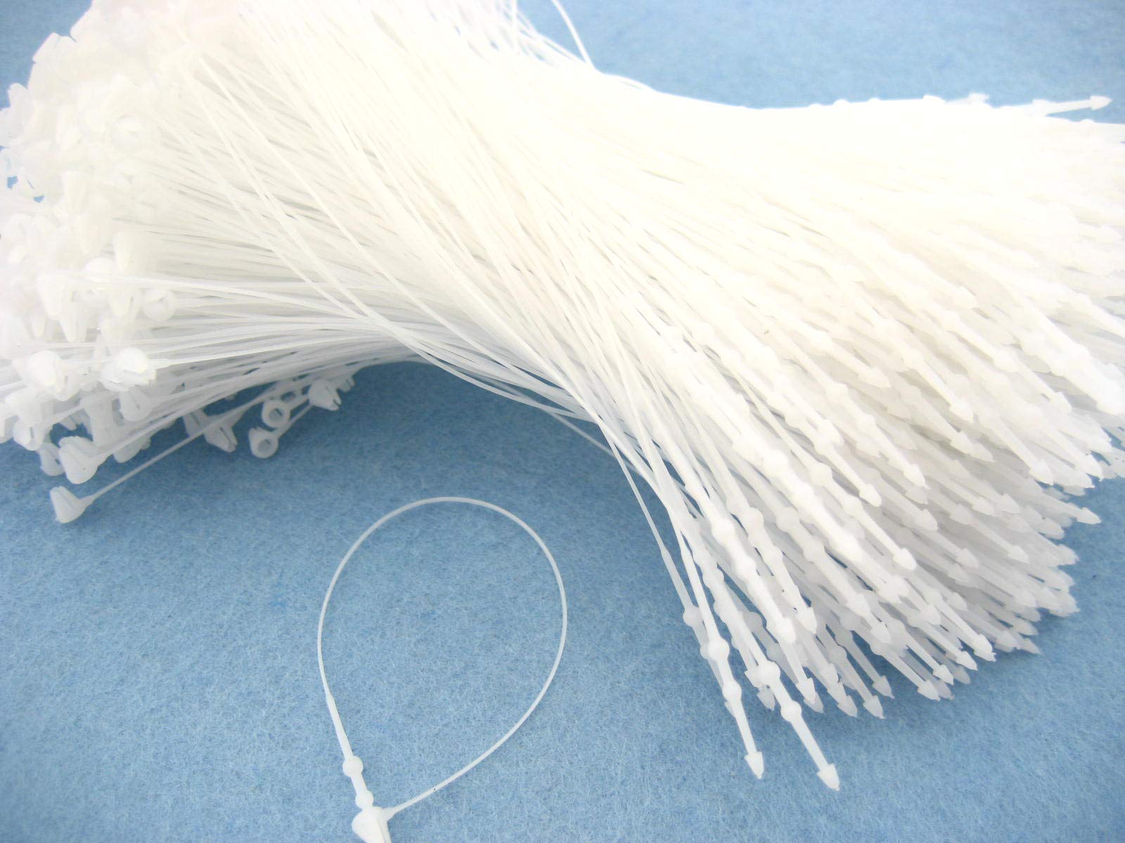 1000pcs White Plastic Hang Tag String Snap Lock Fastener Hand use Tagging Supplies