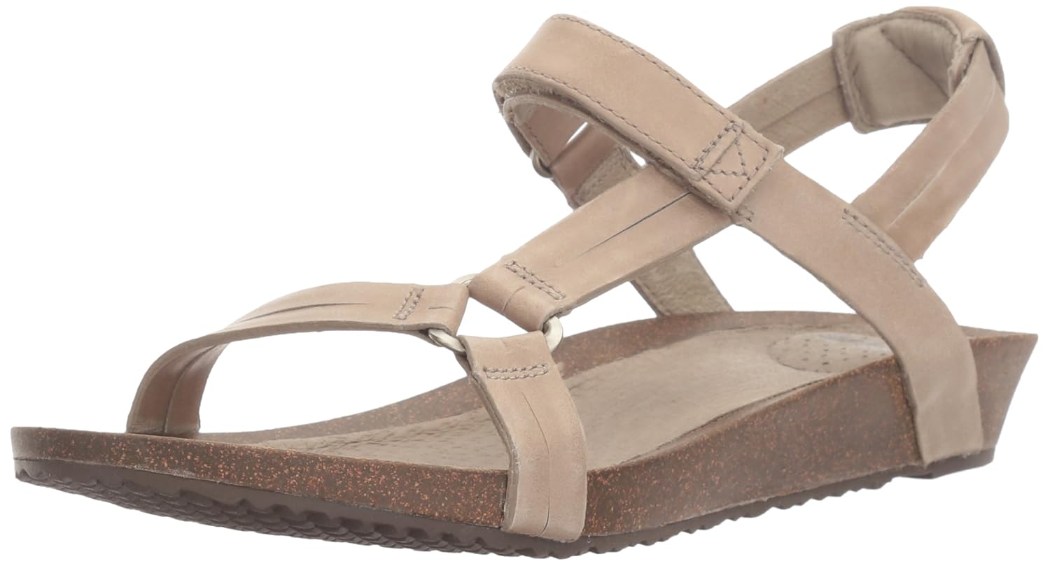 teva ysidro universal flat sandal