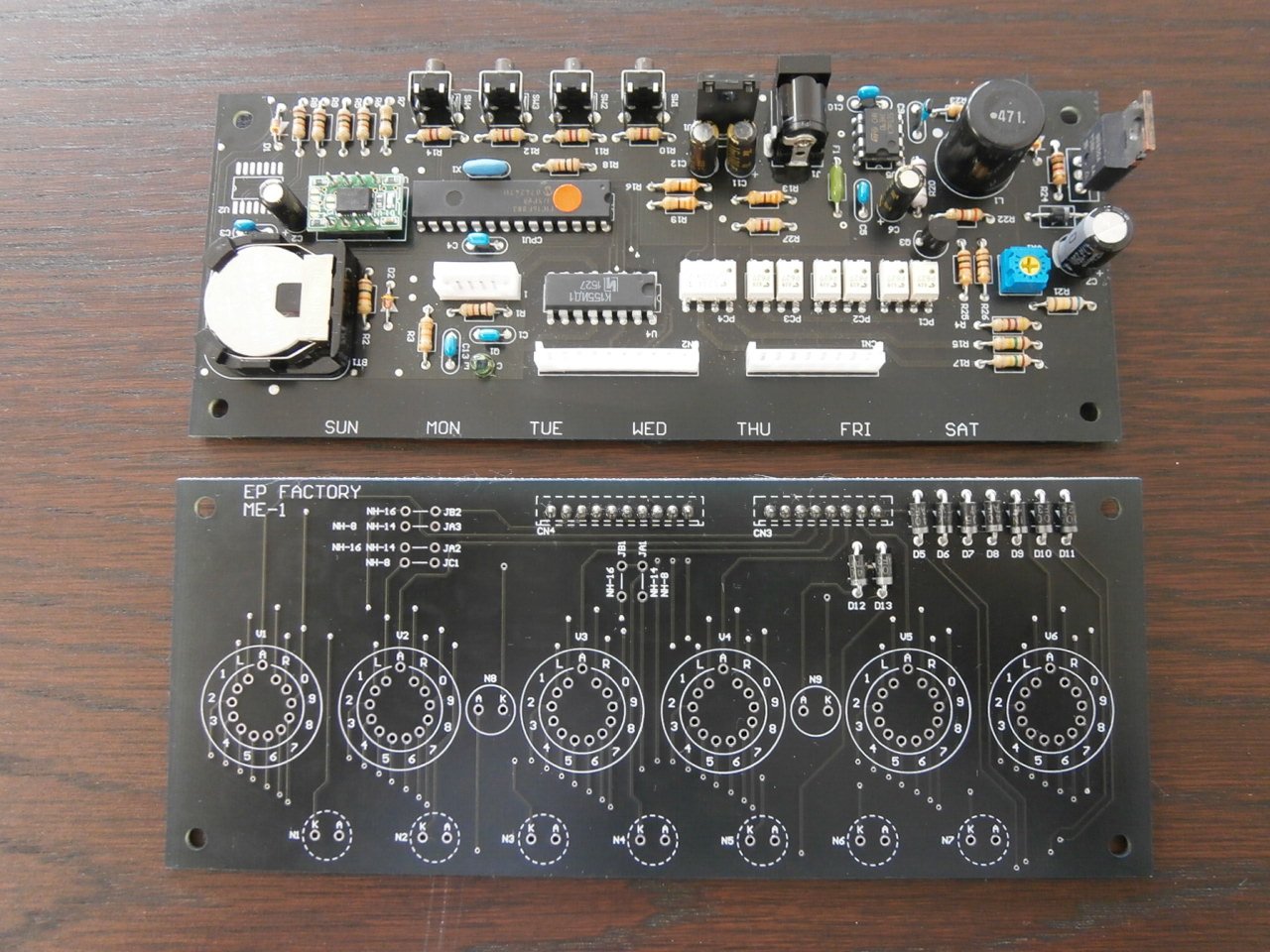 In 14 自作キット B01iat9z4o ニキシー管時計 曜日表示機能付きｌ 置き時計掛け時計