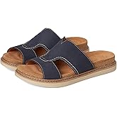 Clarks Women's Arwell Walk Flat Sandal