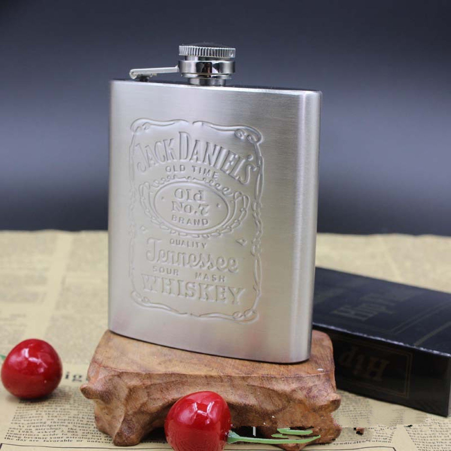 With Box Portable Stainless Steel Hip Flask 7oz Embossed Flagon Flasks Russian Wine Beer Whiskey Bottle Alcohol