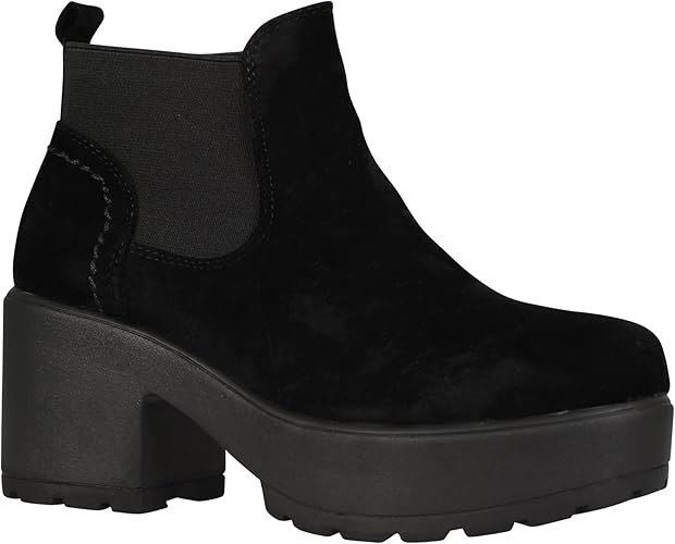 casual chunky chelsea boots