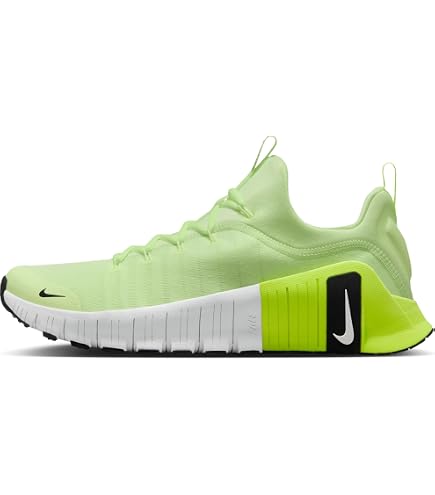 Amazon.com | Nike React Phantom Run Flyknit 2 Men display picture 1