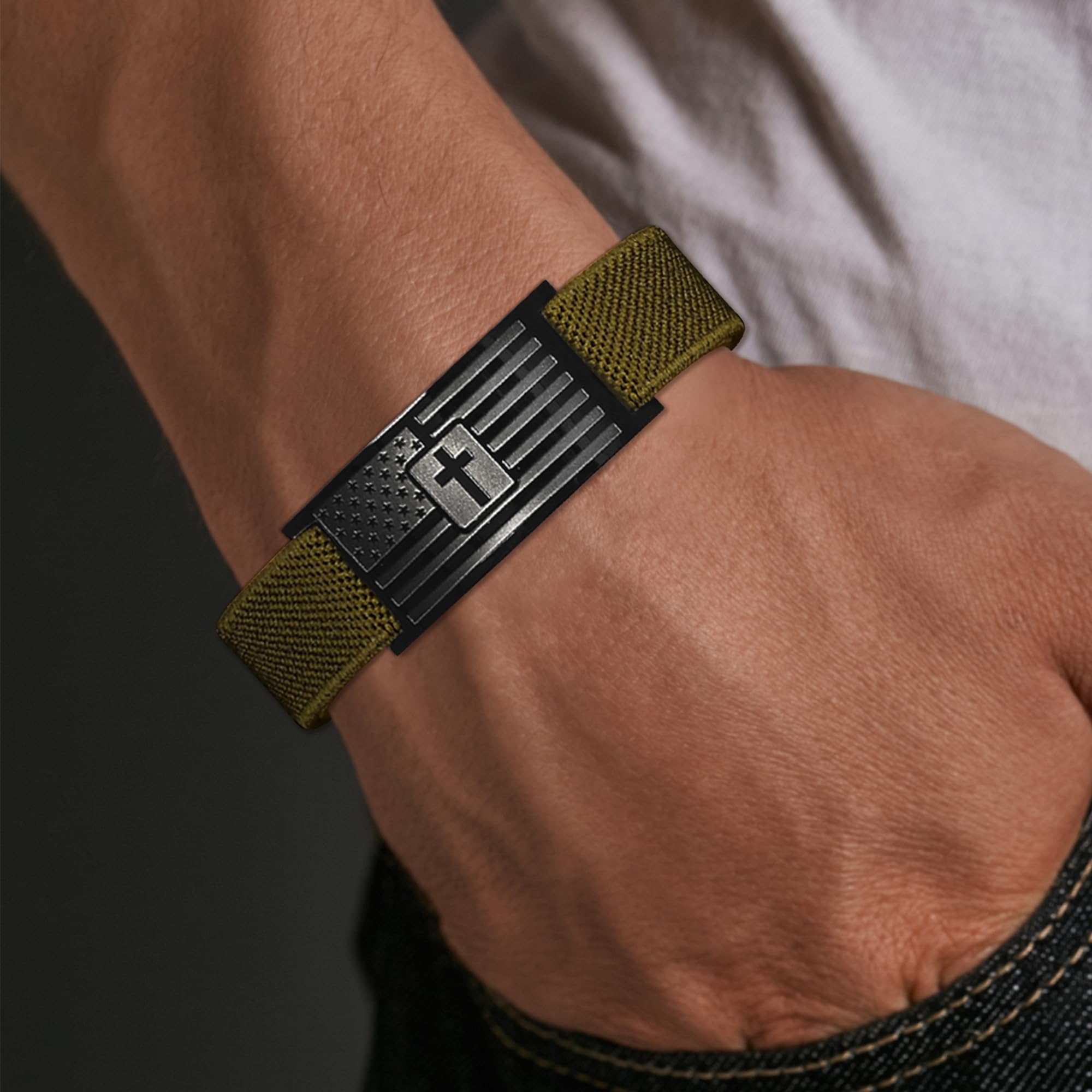 American Flag Cross Bible Verse Bracelets for Men, Military Green Elastic Stretch Strap Adjustable Jewelry Christian Religious Gifts for Teen Boys