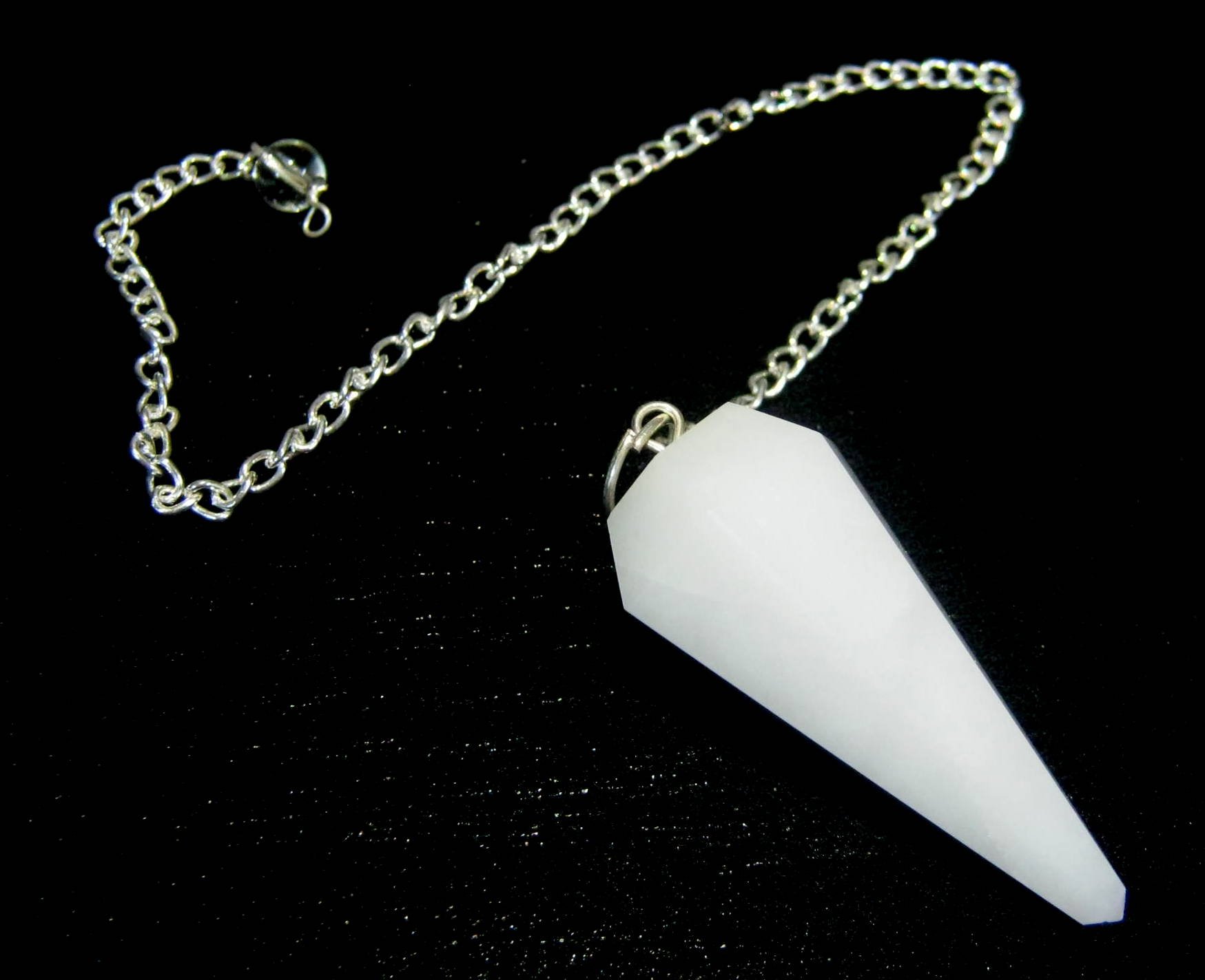 Beautiful White Agate Dowser Cone Pendulum Crystal Healing Reiki FENG Shui Gemstone Meditation Wellness