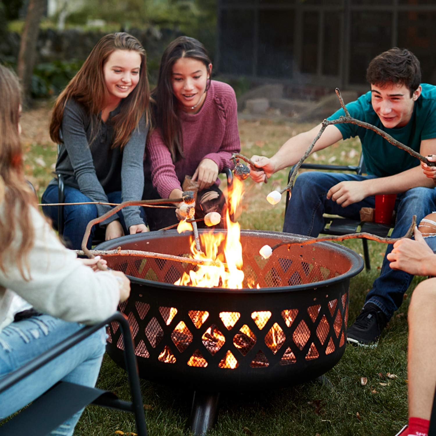 Cisvio Outdoor Fire Pit 30in Wood Burning Steel Grill Firepit with Spark Screen Cover, Poker, Grill and Waterproof Cover for Patio Bonfire Backy : Garden & Outdoor