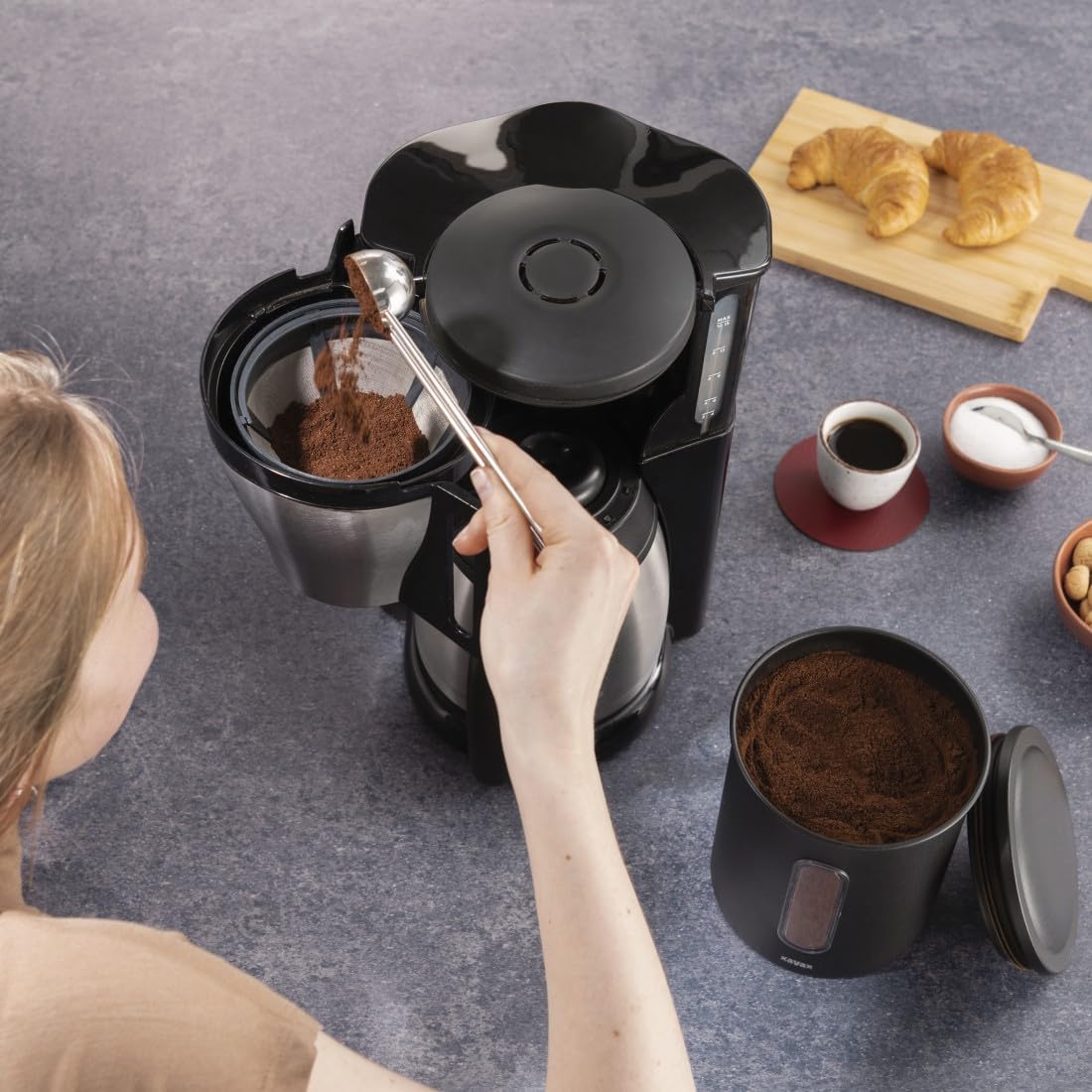 Xavax Kaffeelöffel Edelstahl rostfrei (Kaffeemesslöffel lang 16,8 cm, Dosierlöffel für 6 g oder 15 ml Kaffee, Matcha, Tee, Kakao, Backzutaten, einfache Dosierung, Kaffeemaßlöffel zum Aufhängen) silber 5
