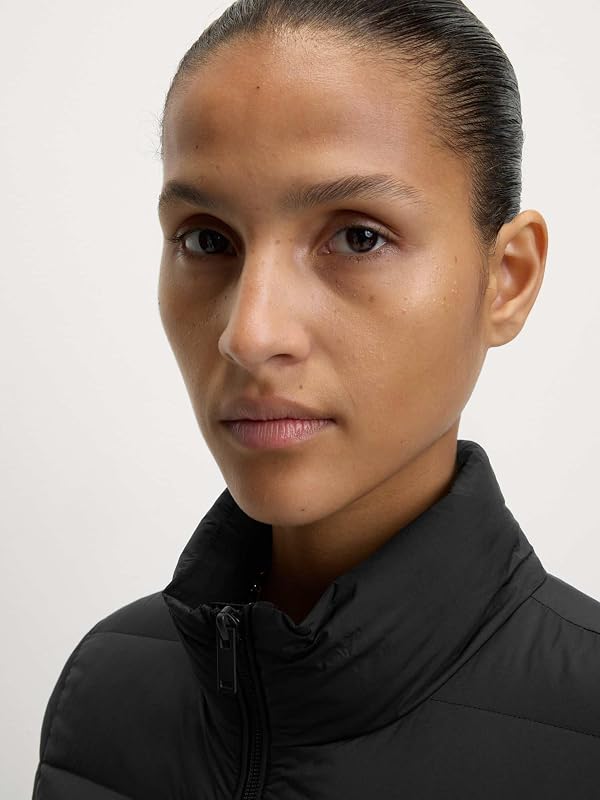 Chaqueta acolchada de guardado fácil con plumas y plumón Negro UK 18 (EU 46)