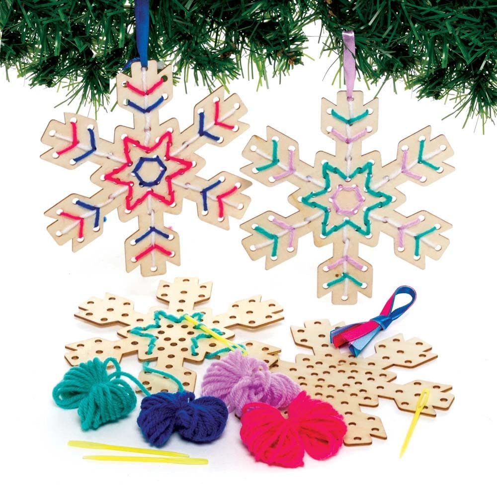Baker Ross FE863 Snowflake Wooden Threading Decorations - Pack of 5, Introduction to Threading for Beginners, Educational Crafts for Kids, Ideal Christmas Arts and Crafts Project