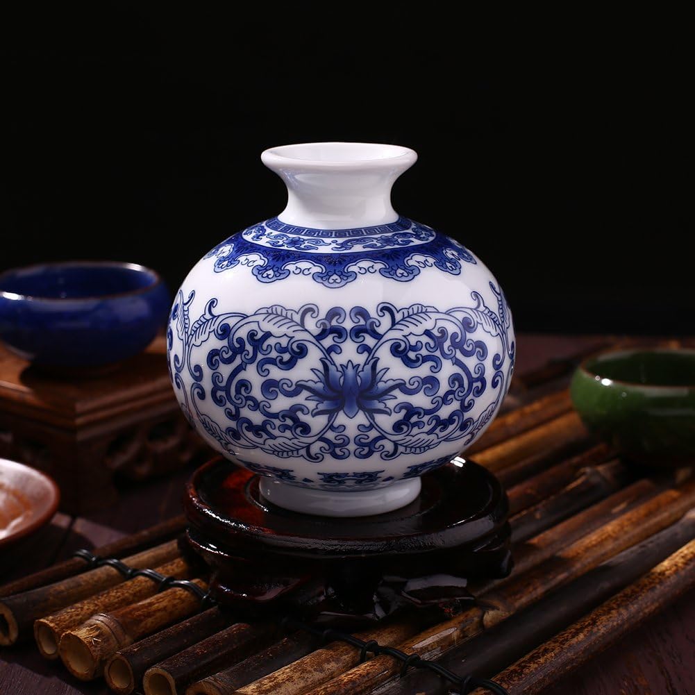 Kicode Untique Stunning Traditional Chinese Blue and White Porcelain Auspicious Ceramic Elegant Ornament E Pattern