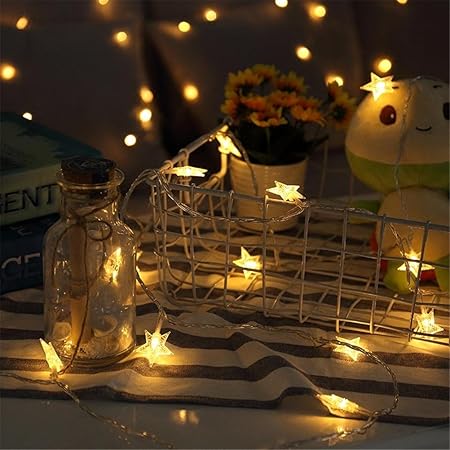 Luci Di Natale In Camera.Wqrtt Luci Di Fairy Stelle Luci Della Tenda Per Le Decorazioni Di Natale Nozze Della Ragazza Di Natale Camera Da Letto Giardini Giardino Albero Finestra All Interno E All Aperto 3m 20 Amazon It Casa
