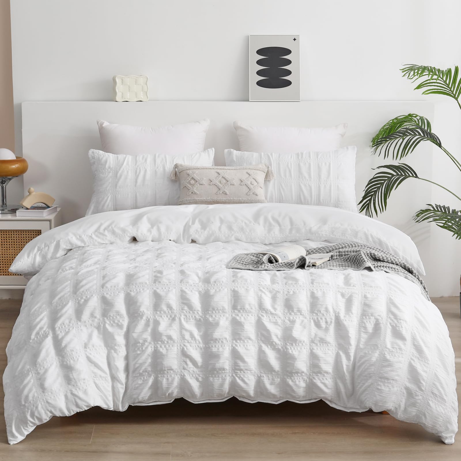 Fondream White Seersucker Duvet Cover Double Size Pompom Tassels Design Bedding Set Textured Bedding Set with Zipper Closure (White, 200x200cm)