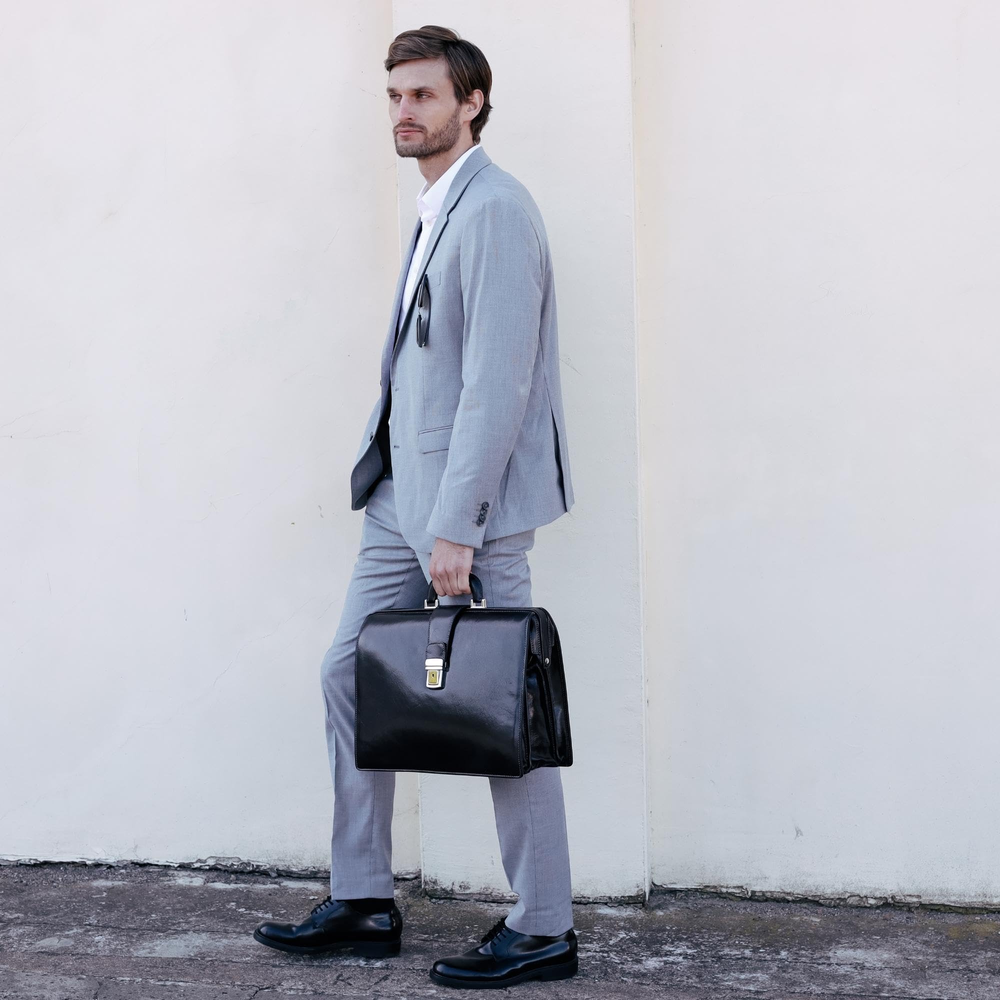 Time Resistance Leather Lawyer Briefcase - Italian Handmade Laptop Briefcase for Men and Women - Attache Case - Doctor Bag