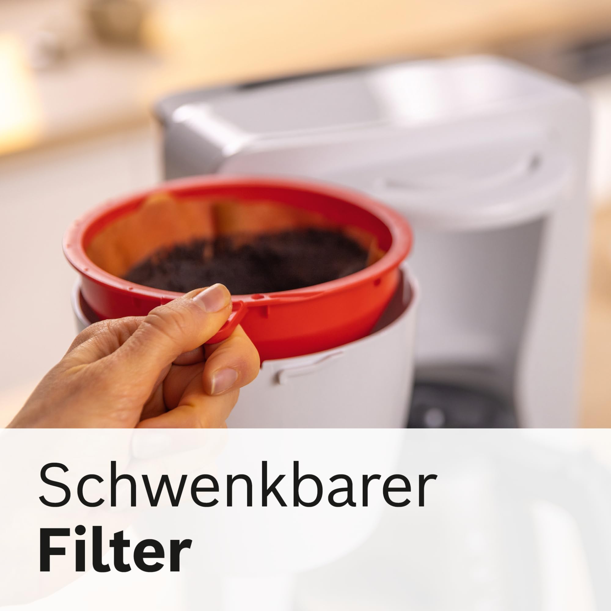 Bosch Filterkaffeemaschine MyMoment TKA2M111, Glaskanne 1,25 L, für 10-15 Tassen, 40min Warmhaltefunktion, Tropfstopp, schwenkbarer Filterträger, abnehmbarer Wassertank, 1200 Watt, Weiß matt 6