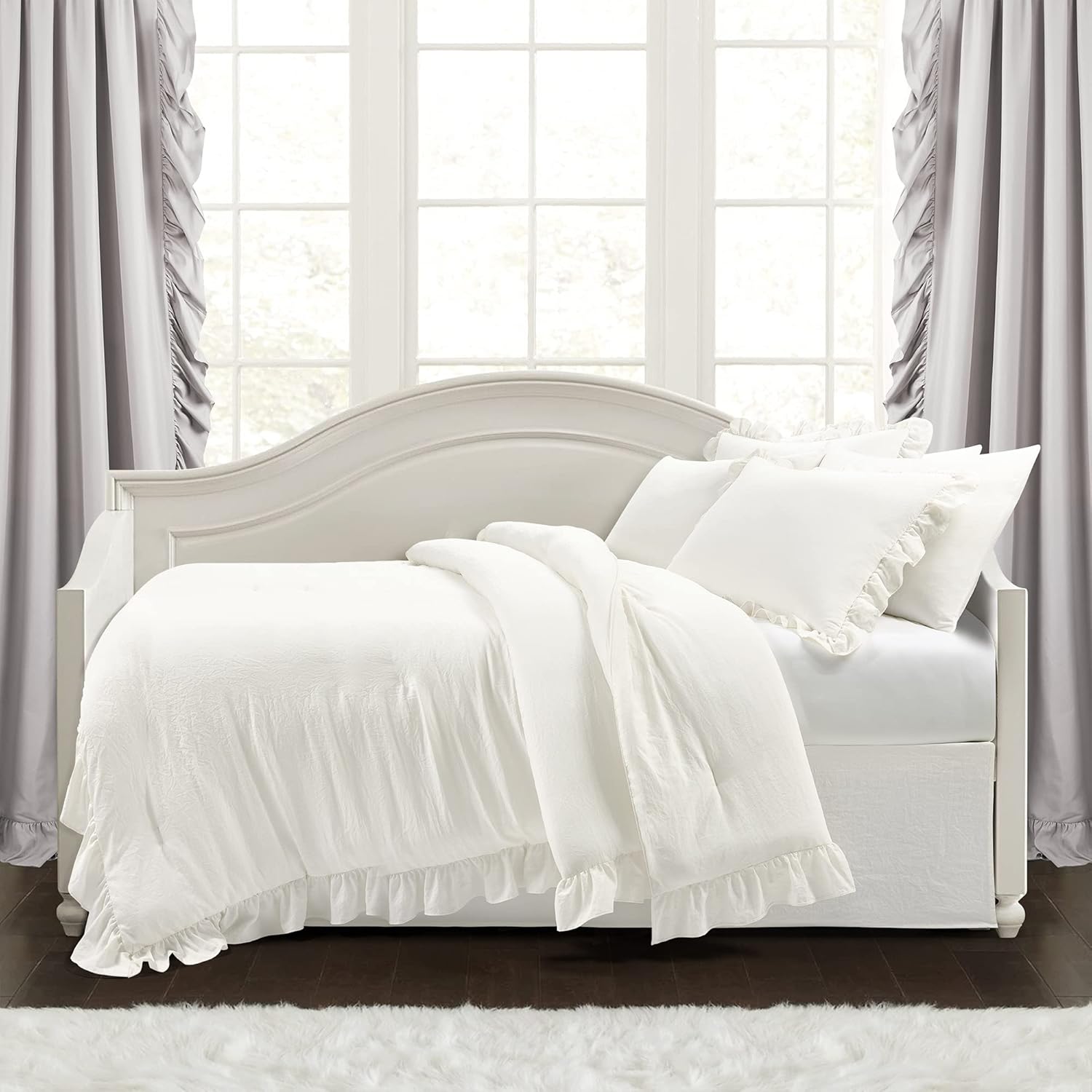 Lush Decor Reyna 6 Piece Daybed Comforter Set, White