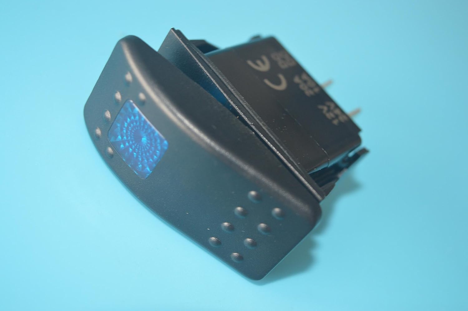 Amarine Made 12v 20 Amp Waterproof Blue LED On/Off Boat Marine SPST 3P Rocker Switch with Light : Sports & Outdoors