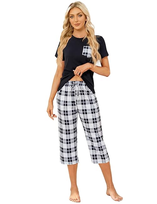TeJoyce Womens Pyjama Sets Cotton Short Sleeves and Capri Pants Loungewear Summer Sleepwear Set Soft Comfort Plaid Women's Pjs Set Black