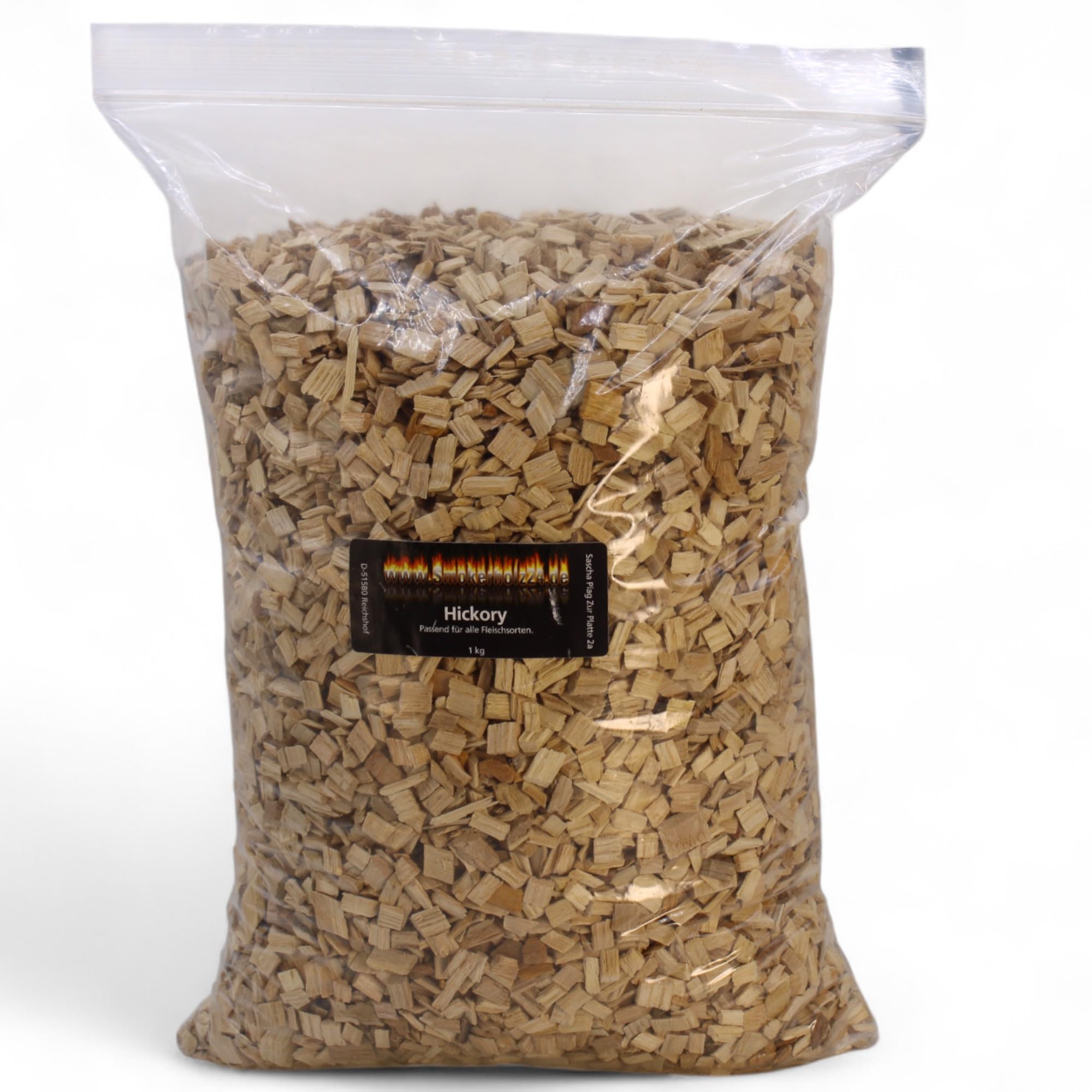 BBQ Hickory Wood Chips 1 kg (approx. 4 litres) Hickory Wood Chips for kettle grill and smoker.