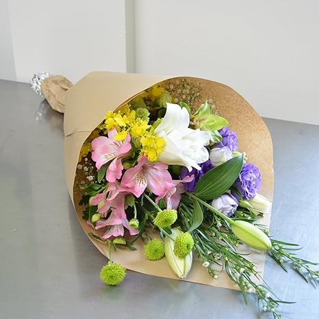 Amazon 花ぷらざ 生花 店長おまかせ 洋花 お供え花束 お悔やみ 仏花 お彼岸 お仏壇 ご自宅用 ラッピングなし 花束 オンライン通販