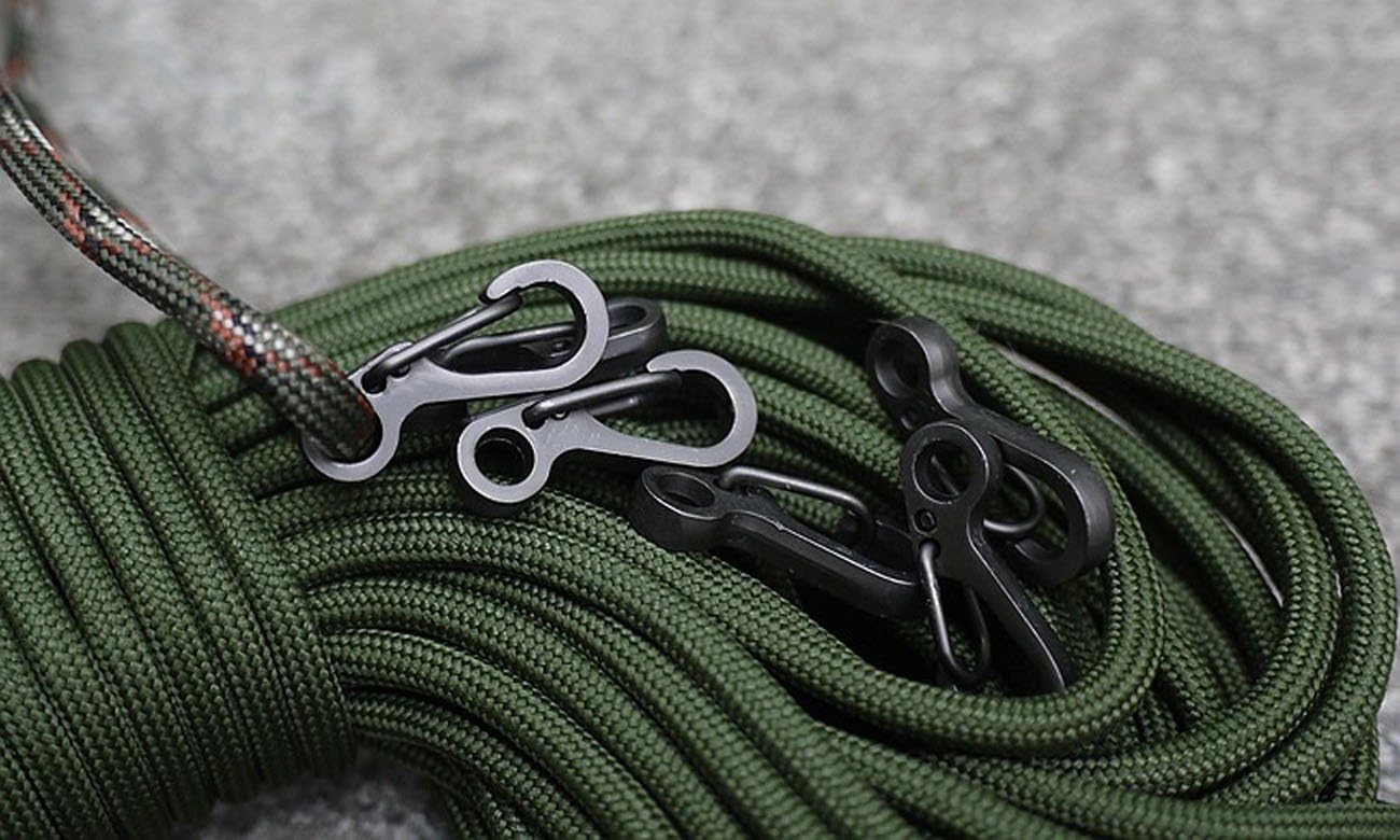 Mini Skater 20PCS Mini Hanging Buckle Spring Backpack Clasps Climbing Carabiners Metal Hook EDC Keychain Camping Bottle Hooks Paracord Tactical Survival Gear (Gun Grey): Sports & Outdoors