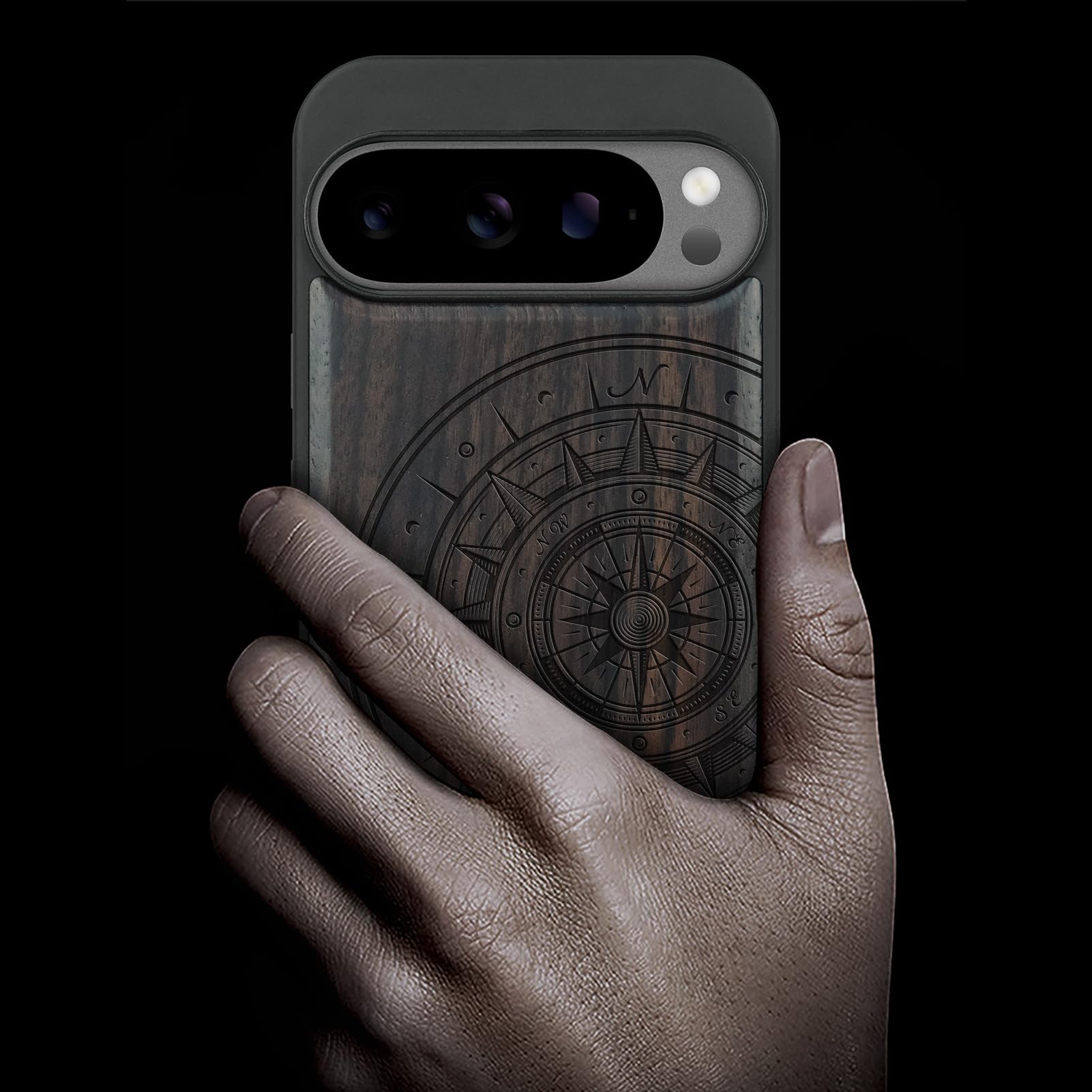 Carveit Holz Cover für Pixel 10 Pro XL hülle, Handyhülle kompatibel MagSafe Silikon Stoßfeste Case, Magnetisch Hull für Google Pixel 10 Pro XL Handyhulle（Dunklesholz-Der Kompass vor Kanagawa Waves） 2