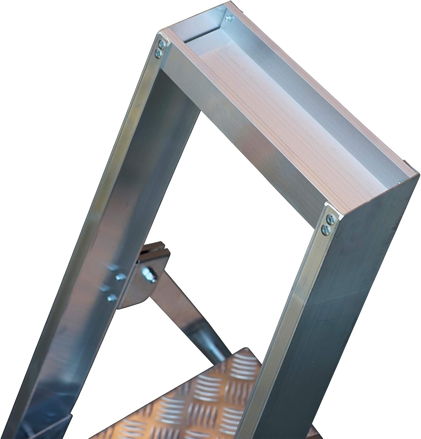 TB Davies 1202-024 Heavy-Duty Platform Step Ladder, 4 Tread, Platform Height 0.8m, Aluminium, 150kg Work Load, EN131 Professional - Image 4