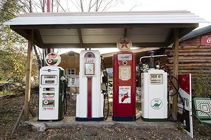 Amazon Com 18 X 24 Art Canvas Print Of A Vintage Gasoline Station