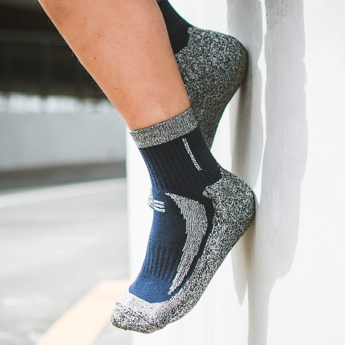 VANOMIE Breathable Coolmax Bike Socks Men Sports Athletic Bicycle Socks