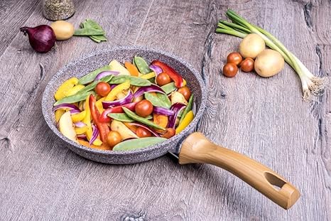 Culinario 2er Set Aluminium Bratpfanne in Granit-Optik, Ø 24 und 28 cm, Griff im Holzdesign, antihaft und induktionsgeeignet