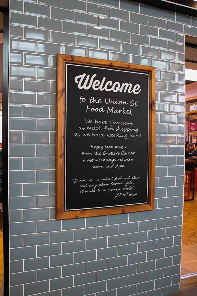 Chalkboards UK Premium A1 Framed Blackboard, Wood, Black Amazon.co.uk