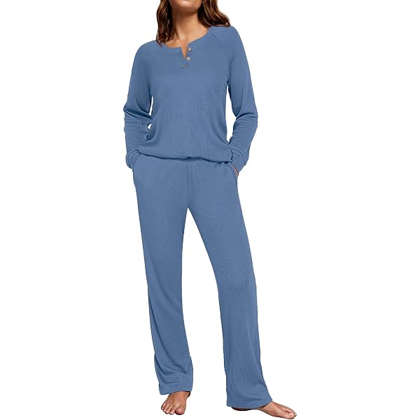 WDIRARA Women's Plus Size Ribbed Lounge Set - Long Sleeve Tee & Pants Pajama Set, Super Soft Sleepwear