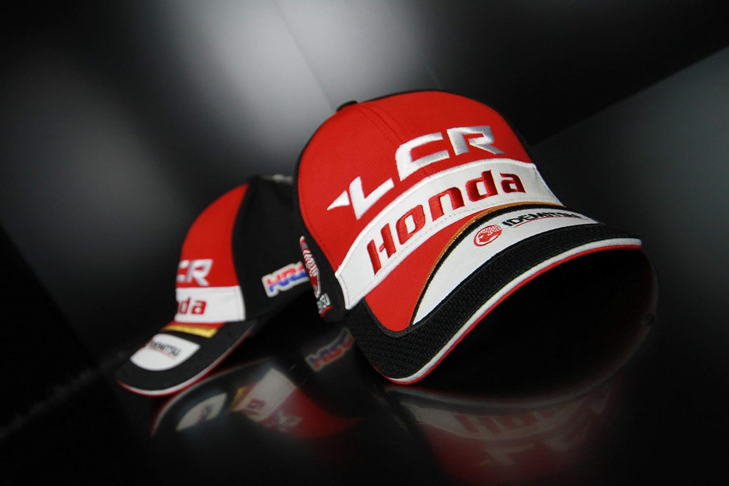 Amazon Lcr Honda Idemitsu Racing Motogp 30 中上貴晶 選手 Red Black キャップ 帽子 キャップ 車 バイク