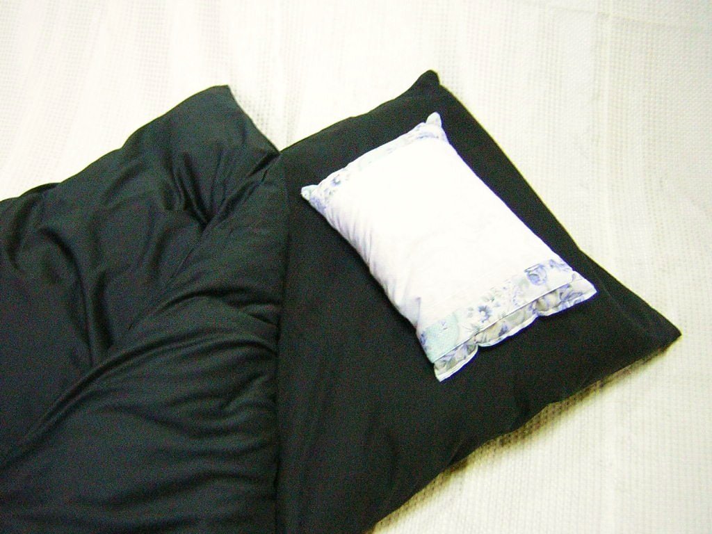 ふとん屋さんのふわふわ布団ｓｅｔ 掛け布団 敷き布団 枕 シーツ付 B004iy84