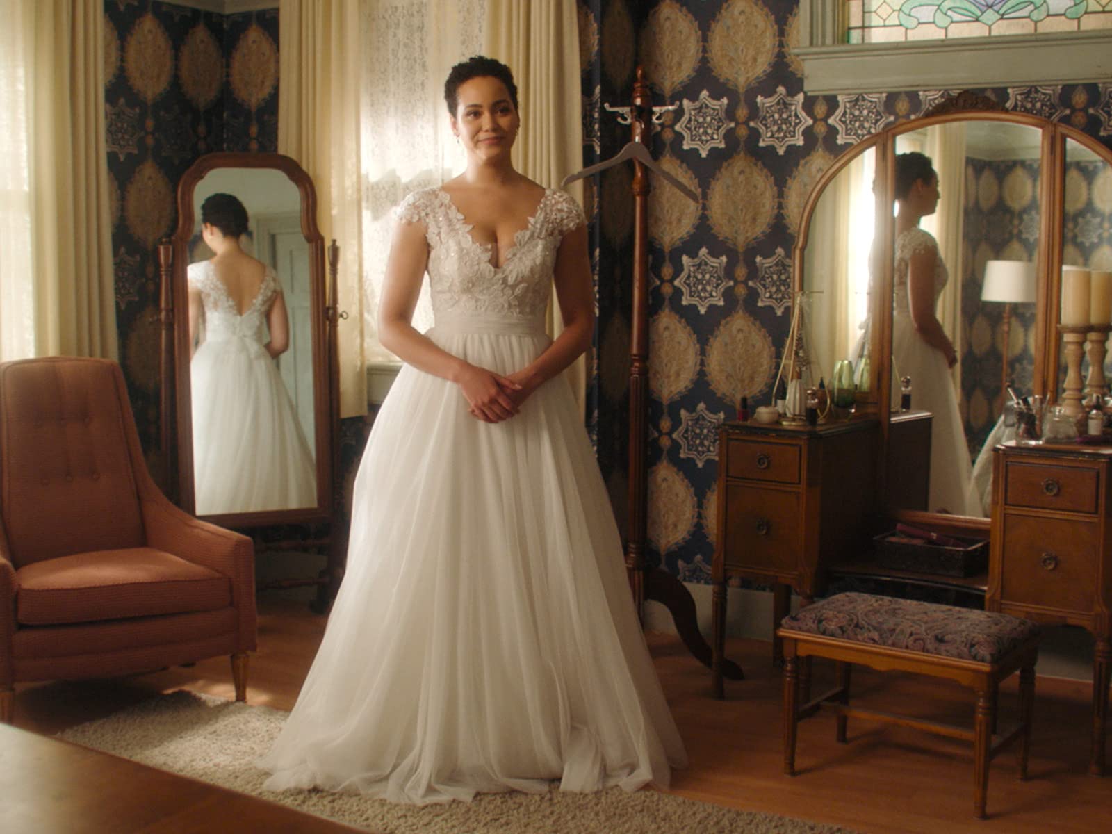 Watch Charmed, Season 3 | Prime Video